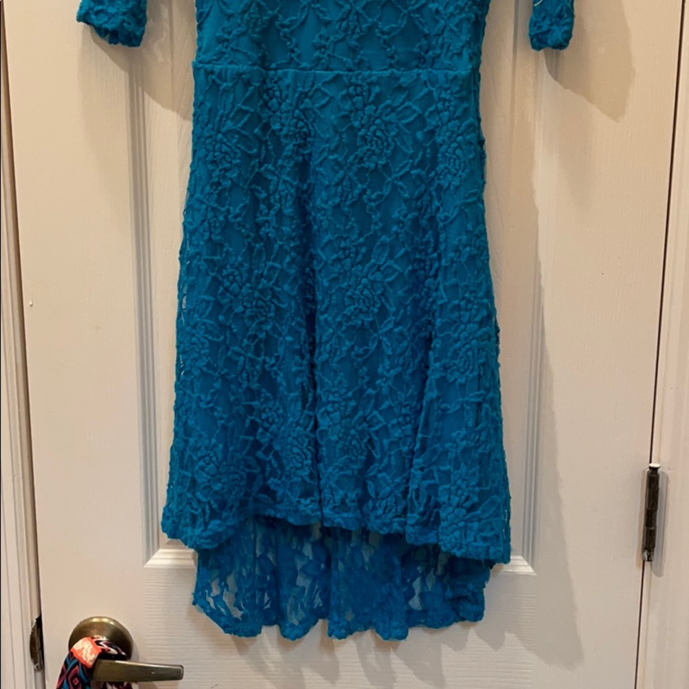 Dress - Picture 5 of 7